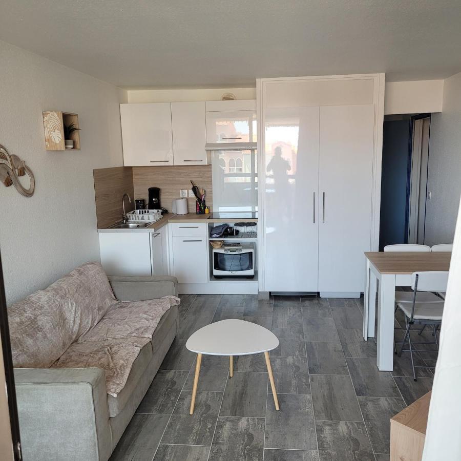 Superbe Appartement Avec Piscine Le Barcarès Exterior foto